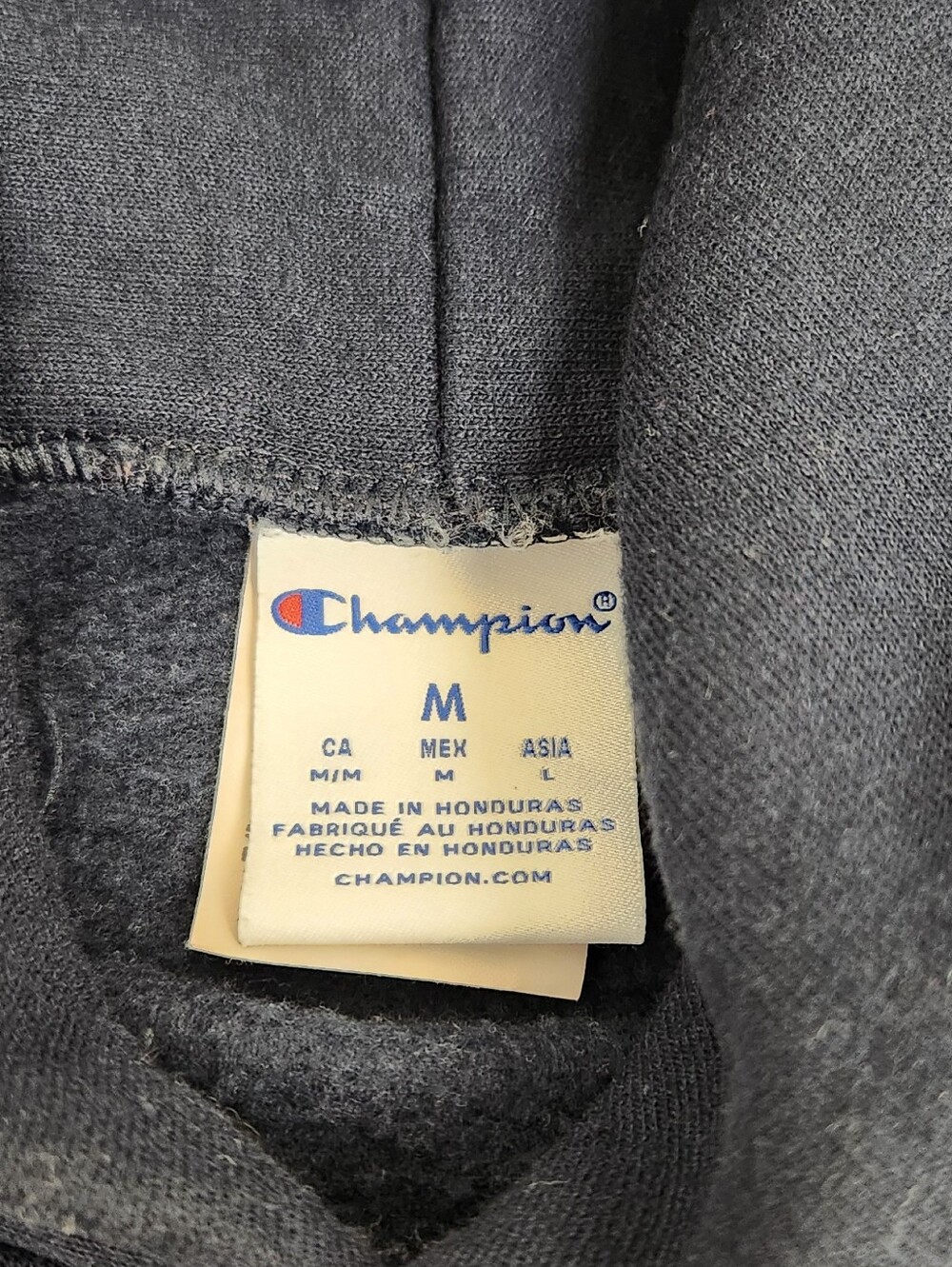 Champion × UC Irvine Basketball Navy Blue Pullover Hoodie. Medium - Picture 4 of 6